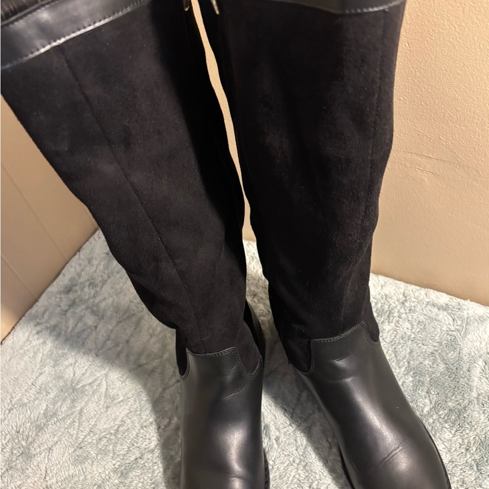 Liz Claiborne Black Knee High Boots Sz 8